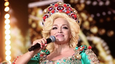 Лепсу заплатили 100 миллионов, а Кадышева подняла гонорары в два раза